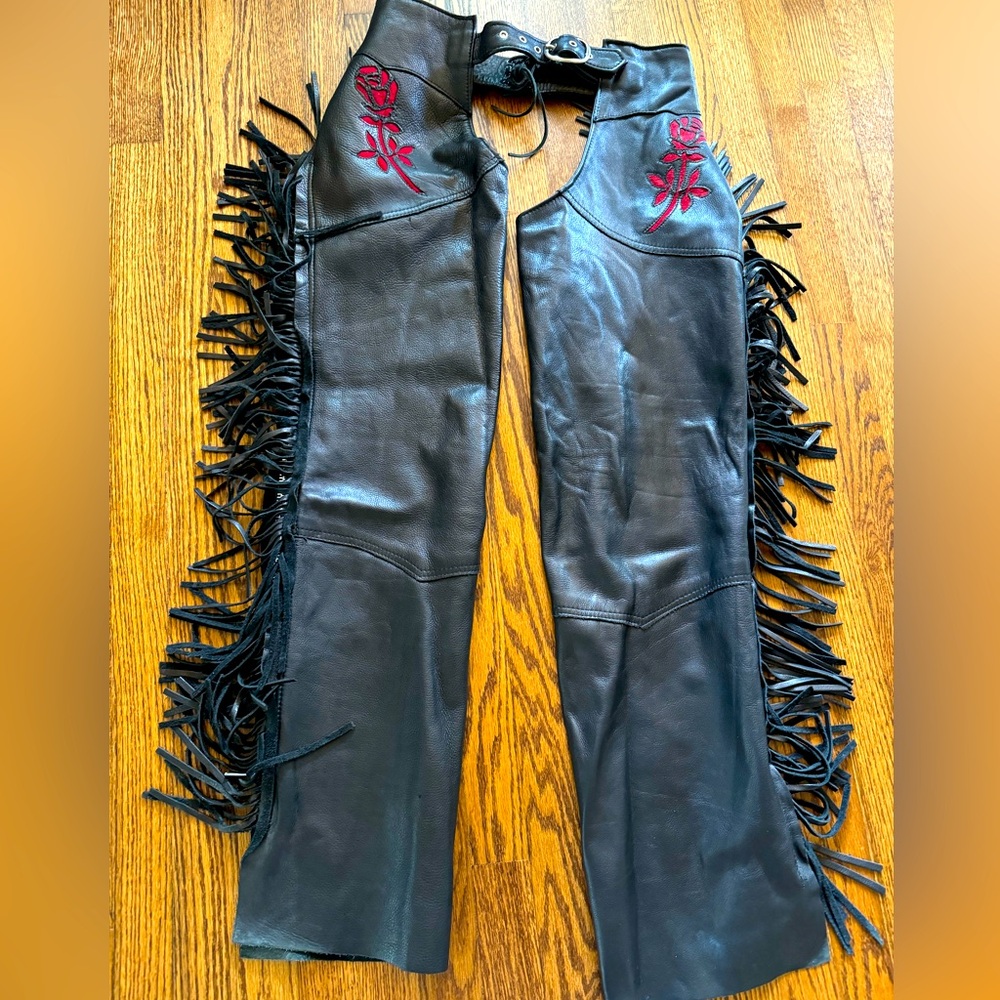 Women’s Harley Davidson Style Riding Chaps. Red Roses & Fringe. Great Condition